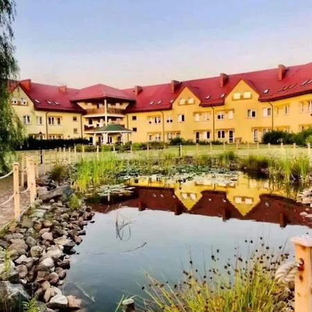 Obok Lasu Grebiszew Exterior photo